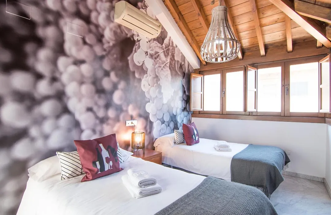 Tuguest Atico Gracia-1